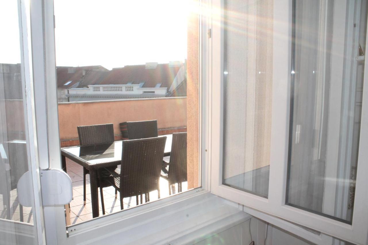 Rooftop Apartment ベオグラード エクステリア 写真